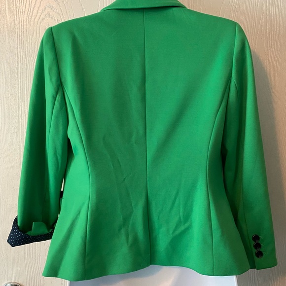 NWOT: Softly structured blazer from the Limited - Picture 2 of 7